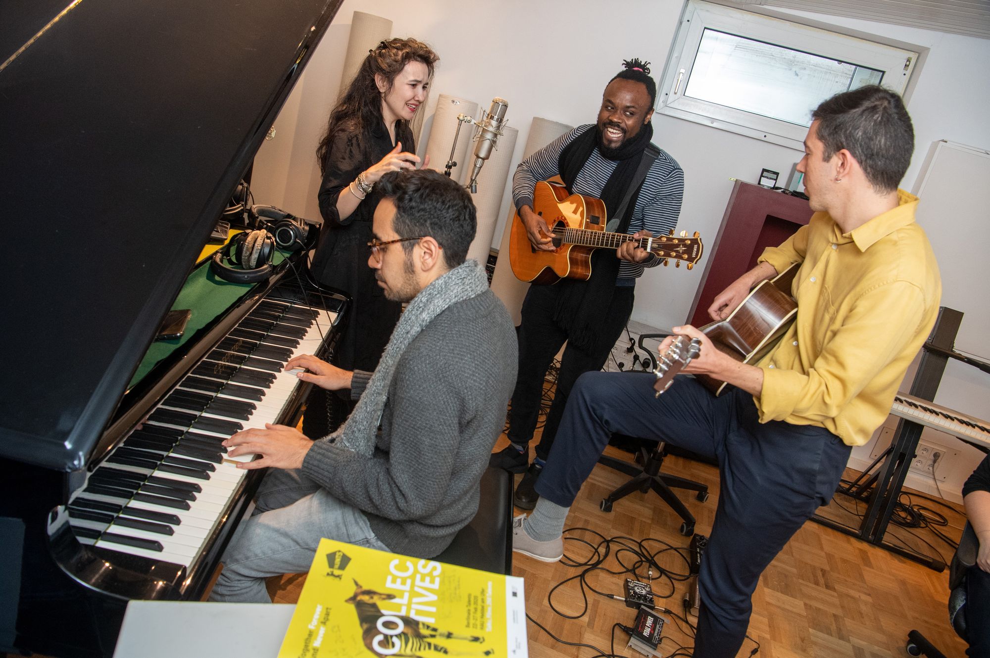 Mergen, Kenji Kishi, Ange de Costa and Pablo Scopinaro making music at the Sound Studio Workshop.